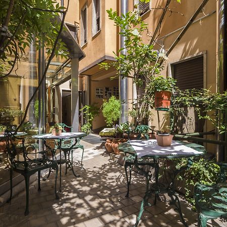 Hotel Carrobbio Milan Luaran gambar
