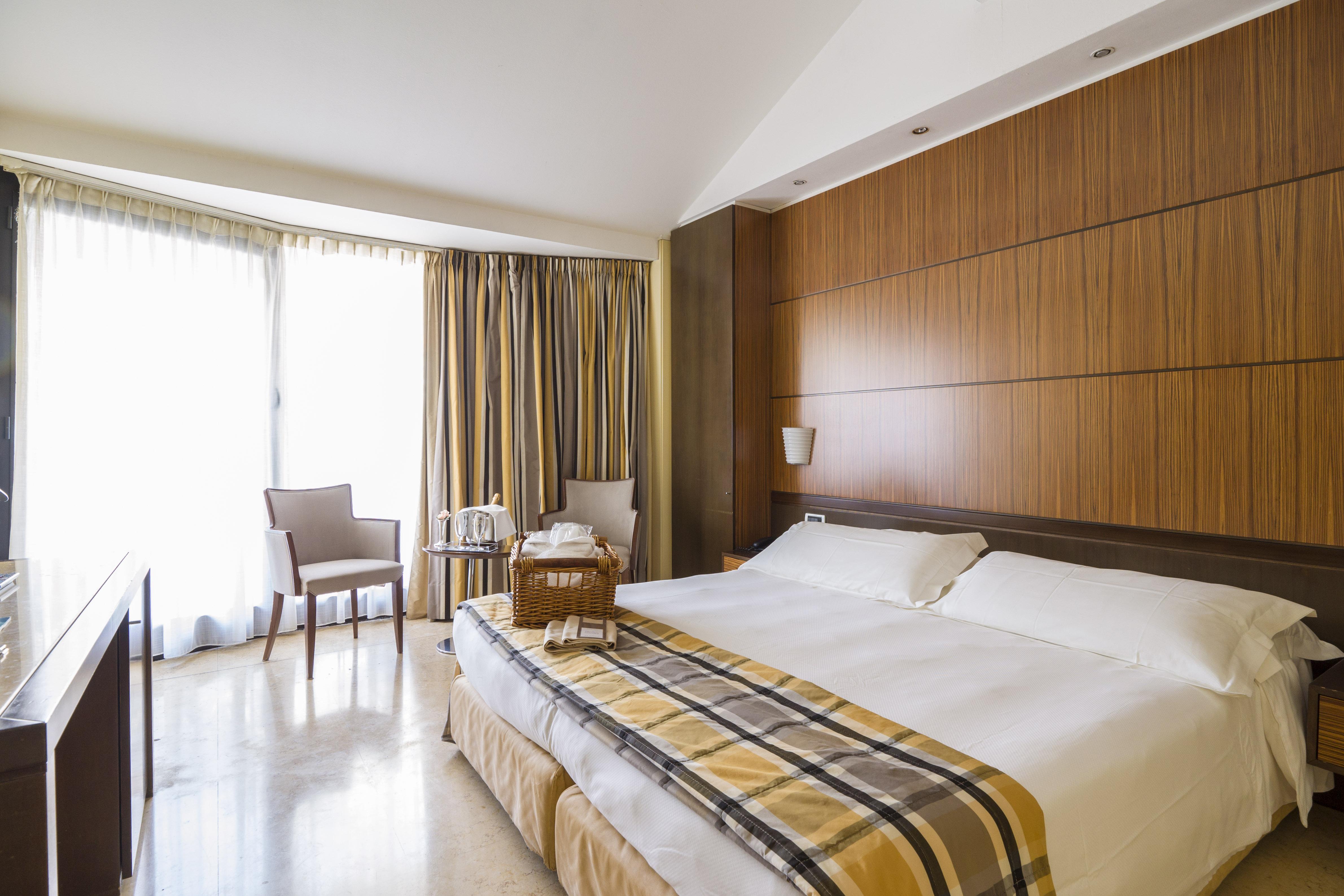 Hotel Carrobbio Milan Luaran gambar