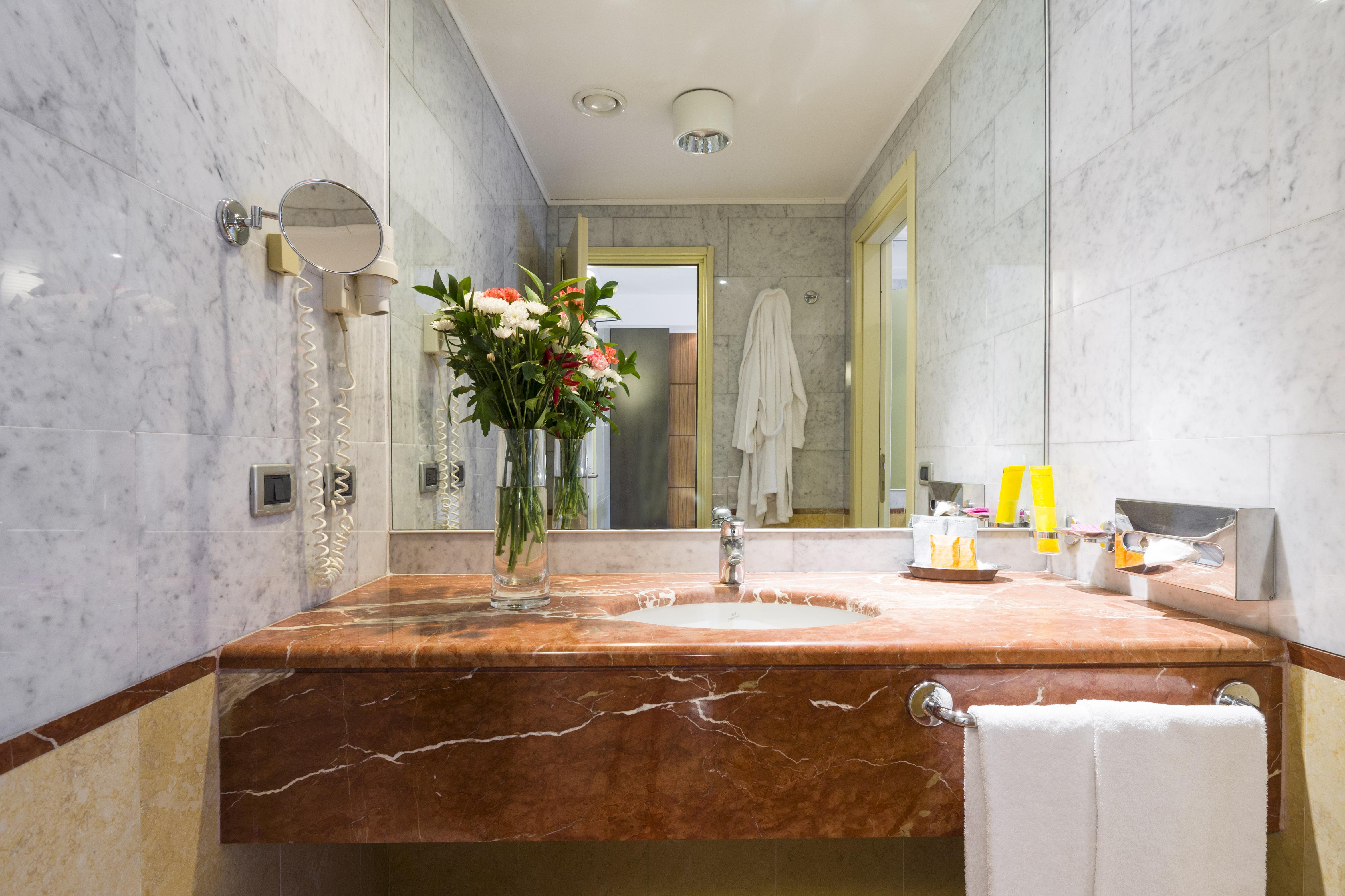 Hotel Carrobbio Milan Luaran gambar