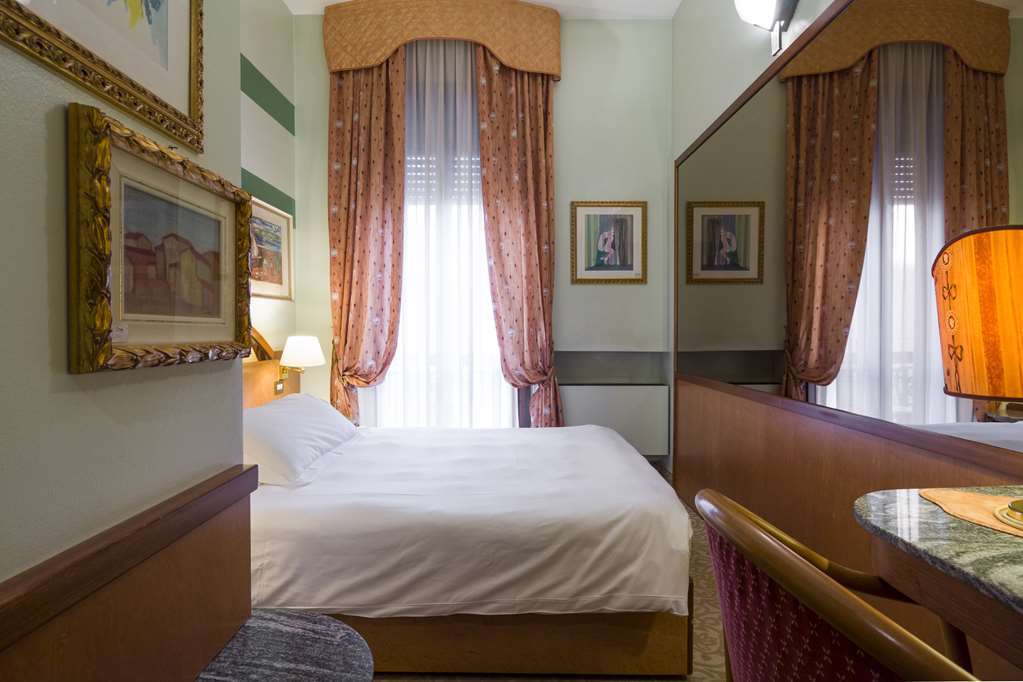 Hotel Carrobbio Milan Bilik gambar